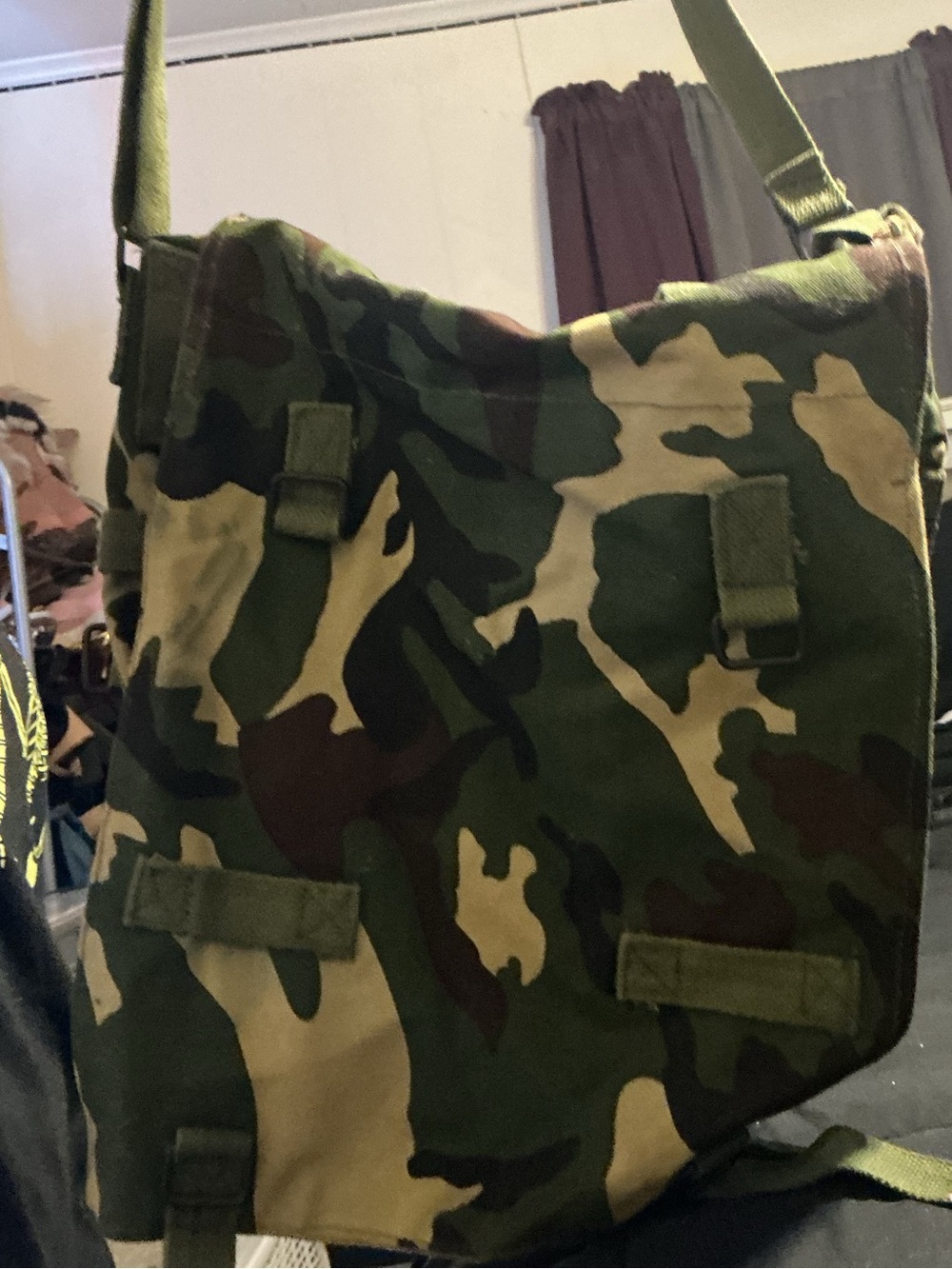 Camo Canvas Messenger Bag - Green/Brown